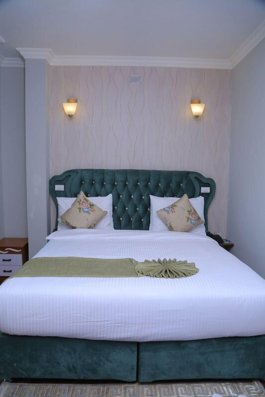 Гостиница Gambella Hotel в Аддис-Абеба