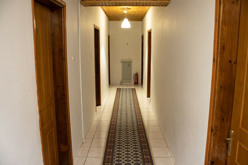 Фото Hotel Defkalion