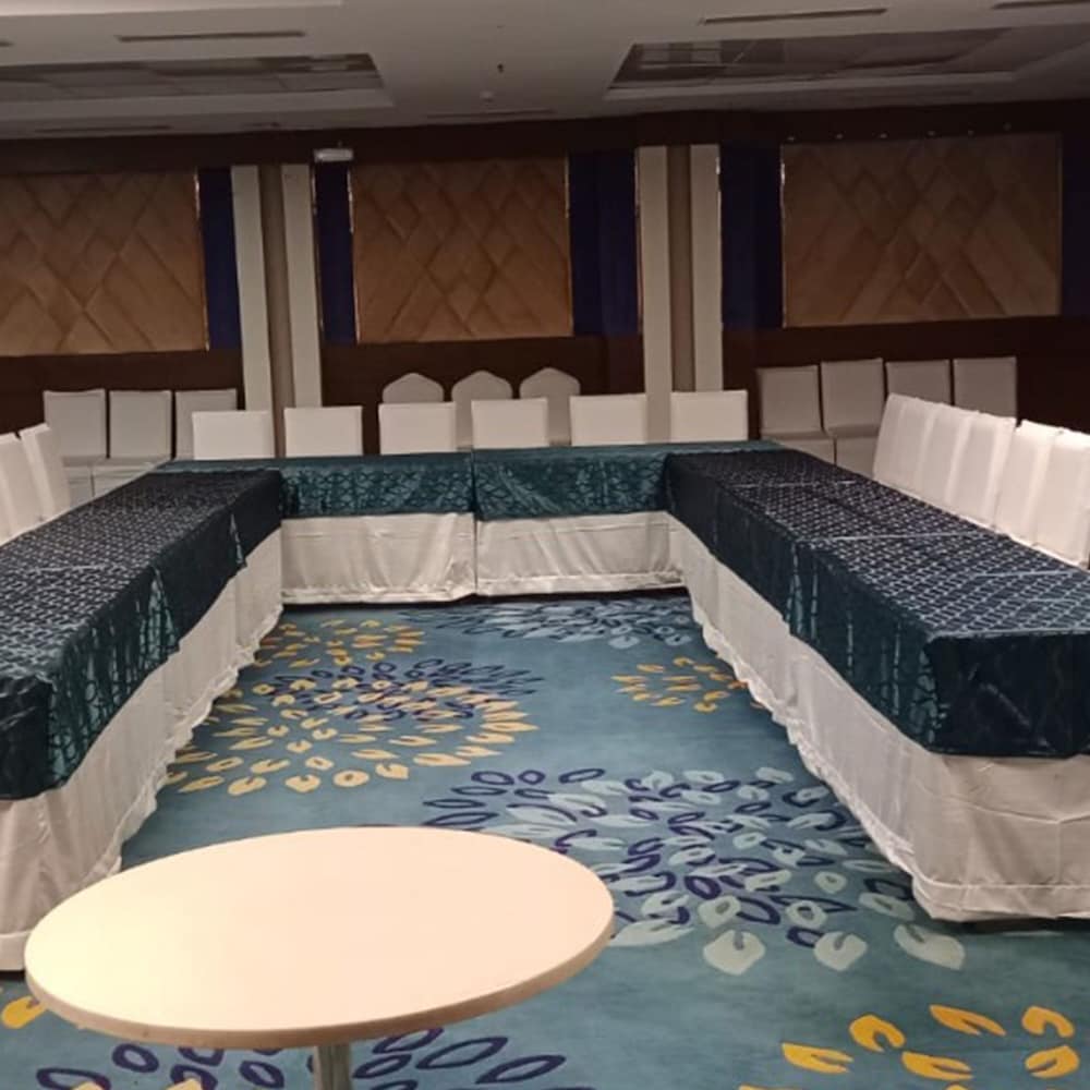 Фото Hylife Hotel and Convention