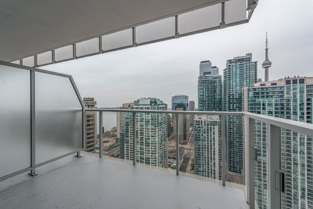 Фото PlanURstay - Harbour Front Toronto