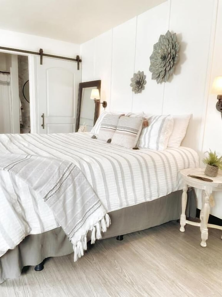 Фото The Shack Inn