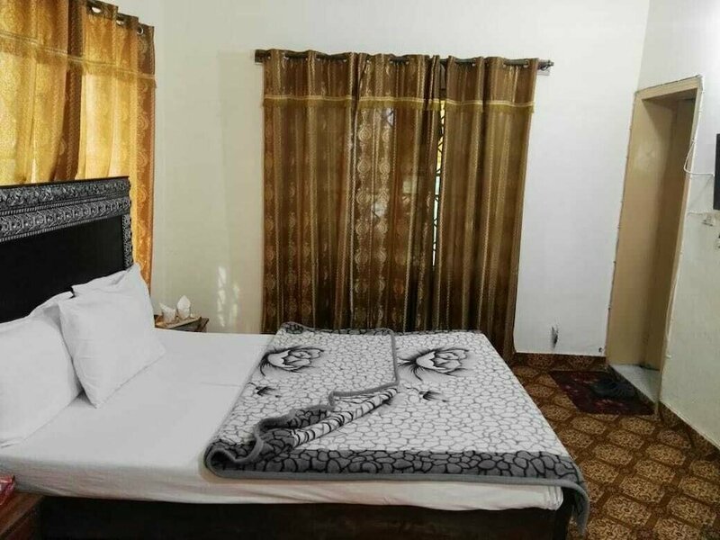 Гостиница Khyber Inn Guest House в Исламабаде