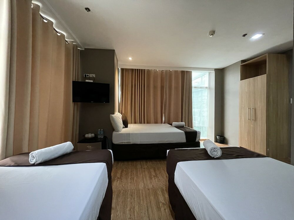 Фото Cebu Capitol Central Hotel & Suites powered by Cocotel