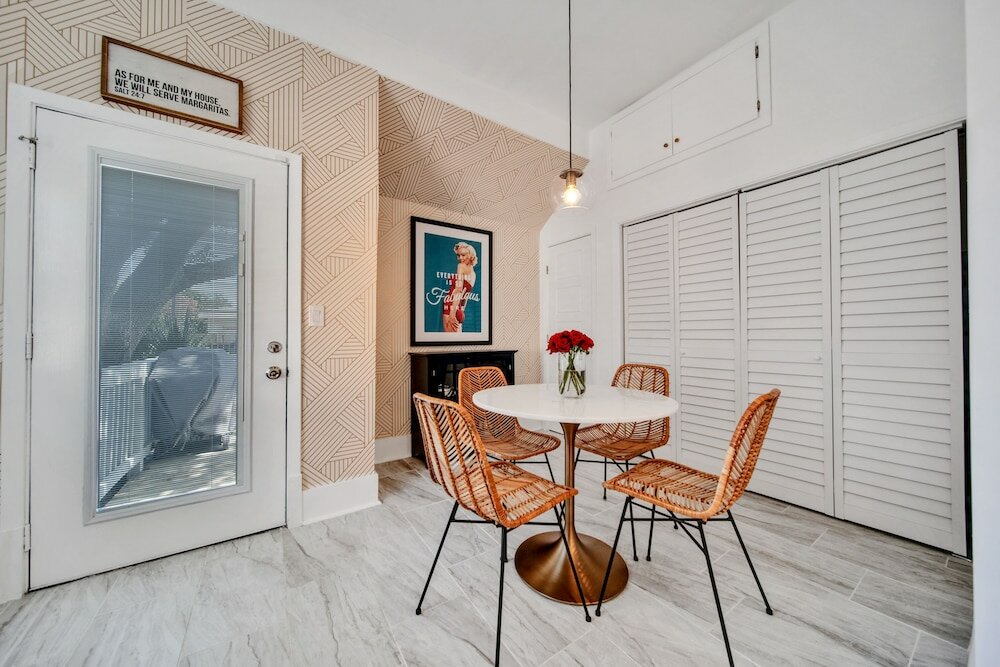 Фото The Bikini Bungalow