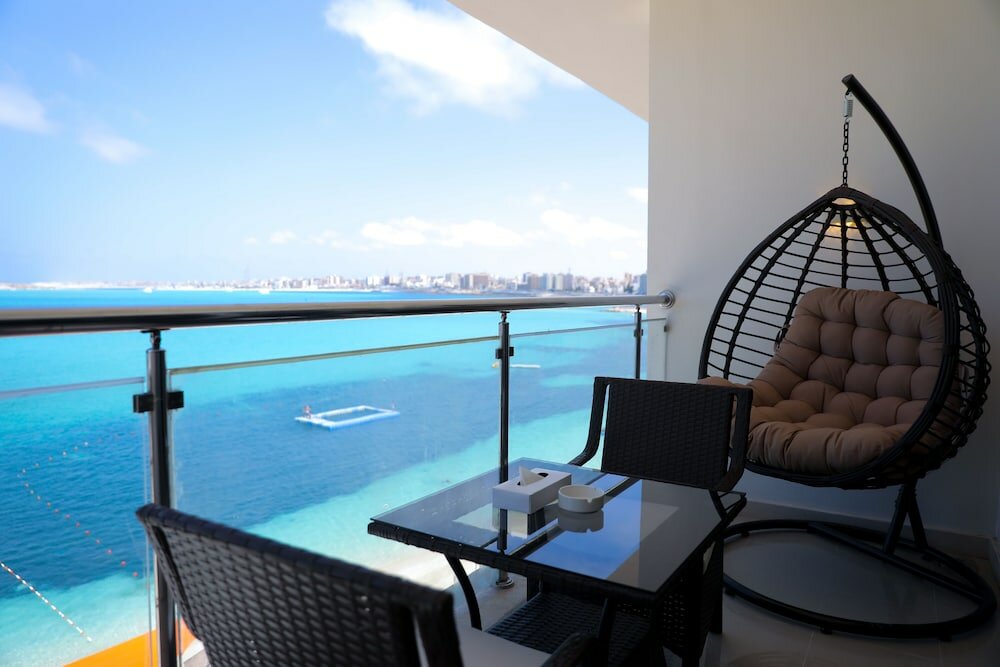 Фото 164037835500