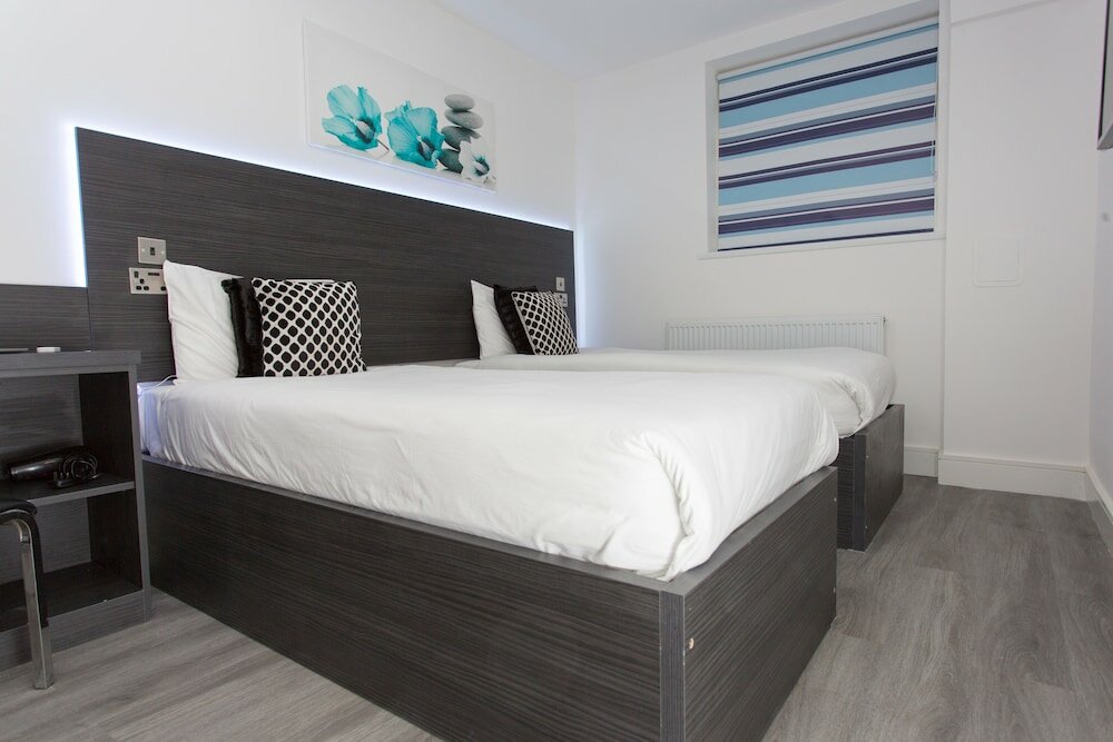 Фото Heathrow Windsor Studios and Rooms