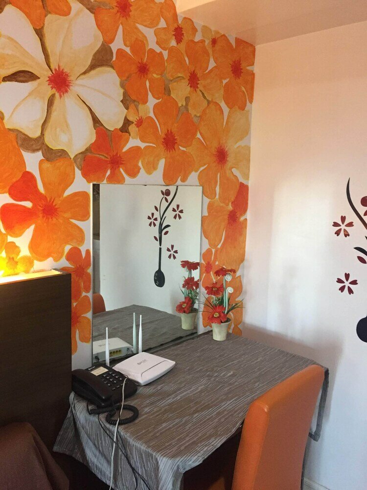 Фото Condo unit at Tagaytay Prime residences