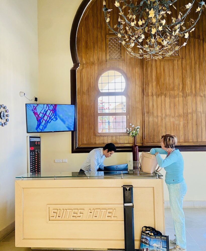 Фото Suites hotel les charmilles & SPA