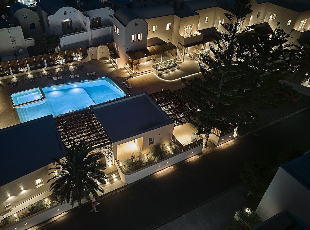 Фото Apricus Suites