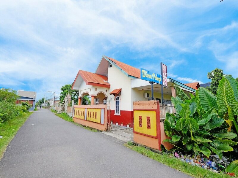 Гостиница Oyo 90977 Wisma Pelangi Palopo
