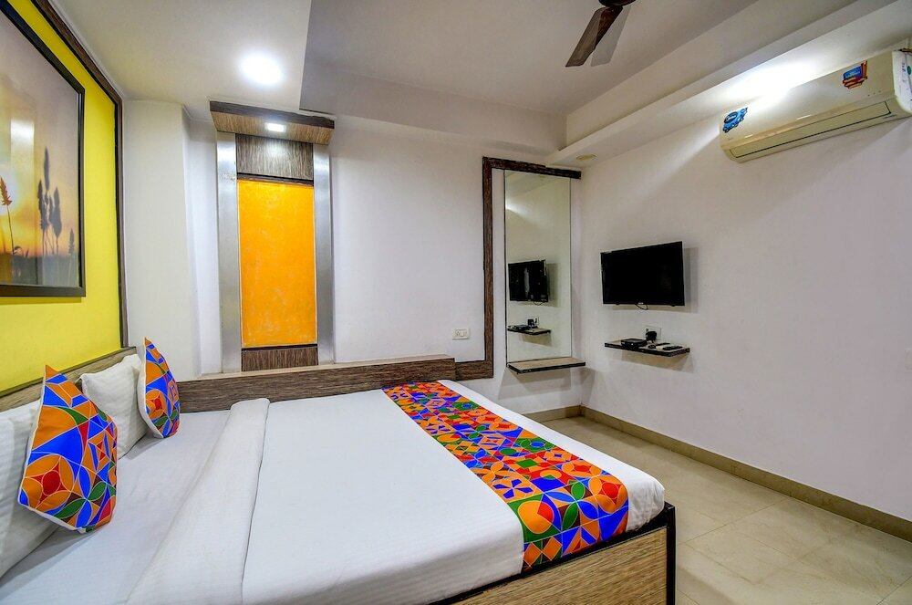 Фото Fabhotel Adri Hotels