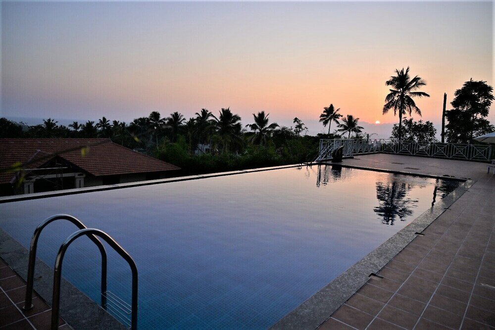 Фото Aadisaktthi Ayurveda and Leisure Resort