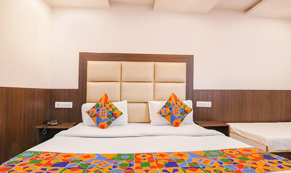 Фото Fabhotel Rosewood Inn I