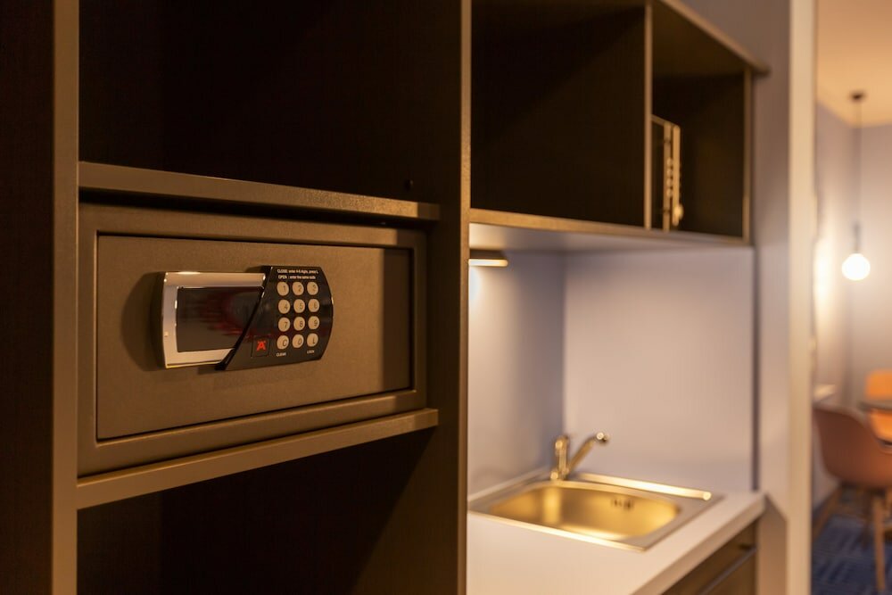 Фото Holiday Inn – the niu, Wave Karlsruhe City Park