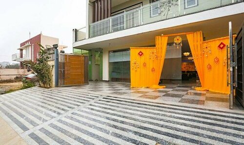 Гостиница FabHotel Rejoice Venture 52 в Гургаоне
