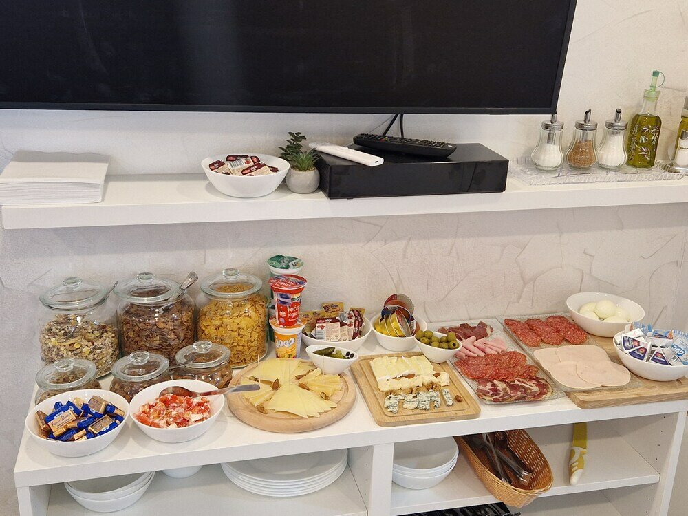 Фото Irini Luxury Rooms