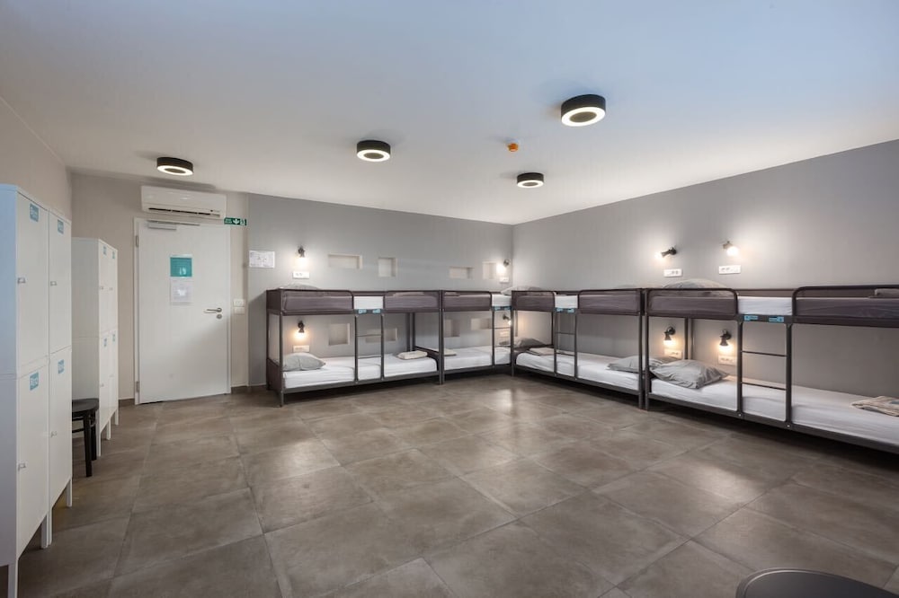 Фото Hostel Makarska