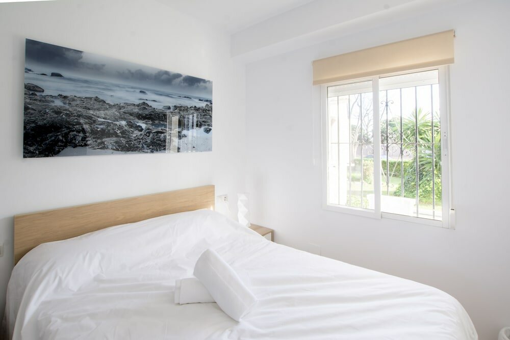 Фото Apartamentos Los Alamos Sardinero