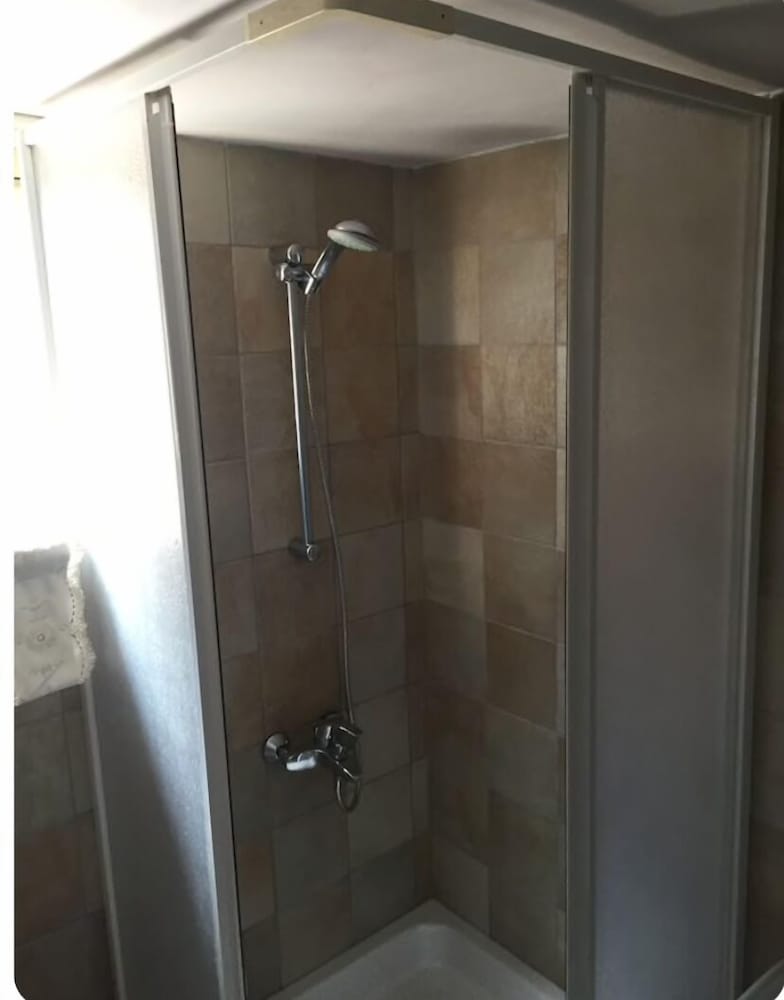 Фото Unique 2 bedroom modern apartment