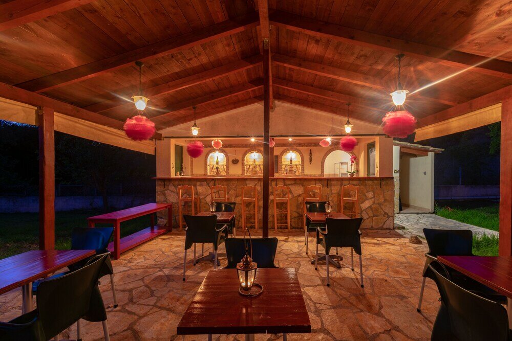 Фото Rivendell Apartments