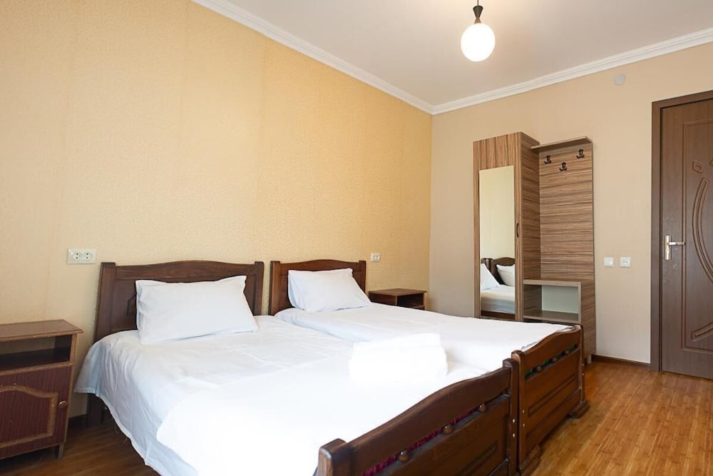 Фото Mestia Residence