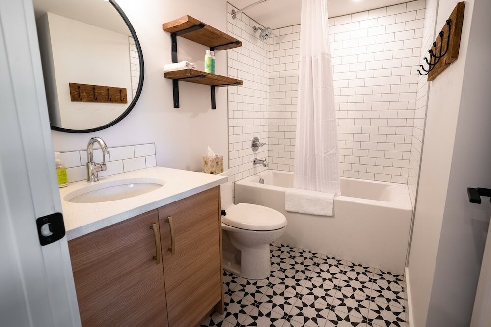 Фото Basecamp Suites Canmore