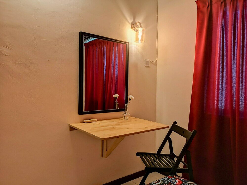 Фото Aurora Court