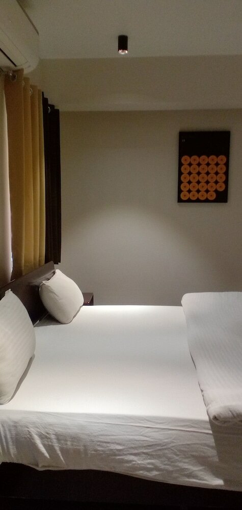 Фото Отель Marigold Mount Abu with Swimming Pool