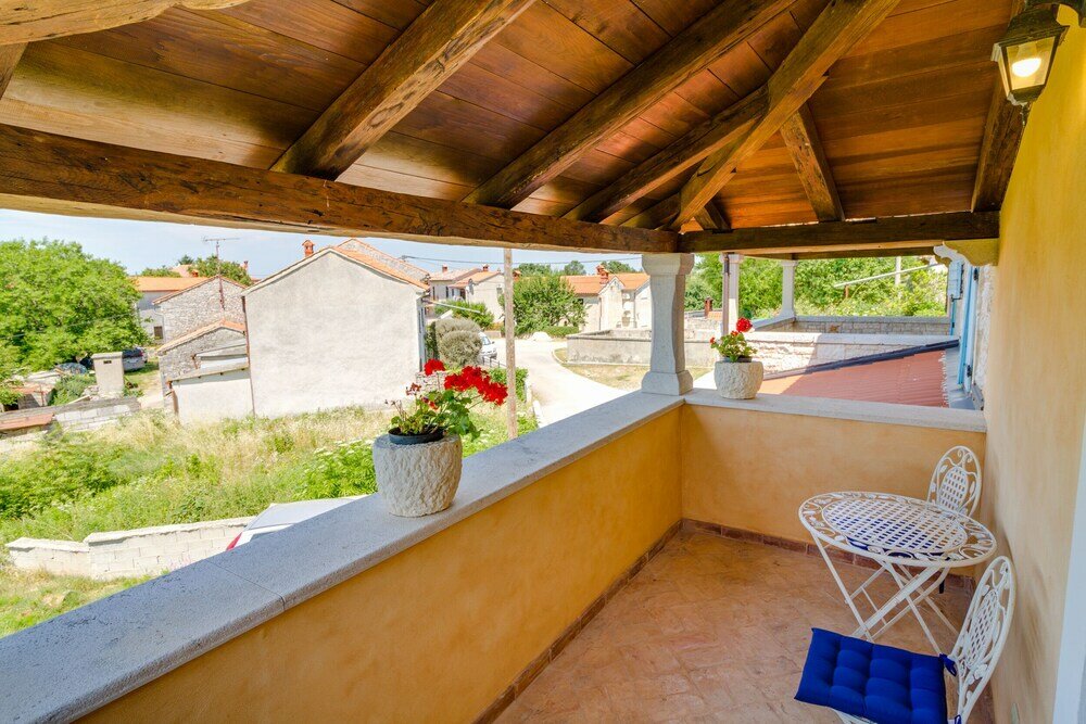 Фото Especially charm stone house with a pool