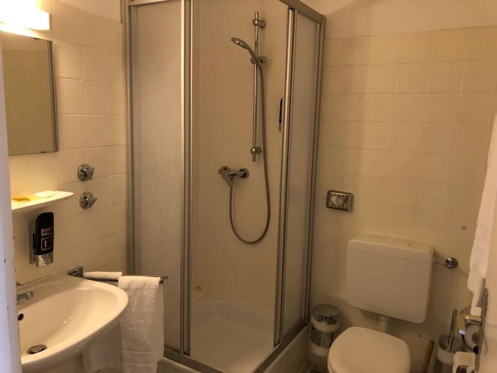 Фото Gasthaus Pfafflinger