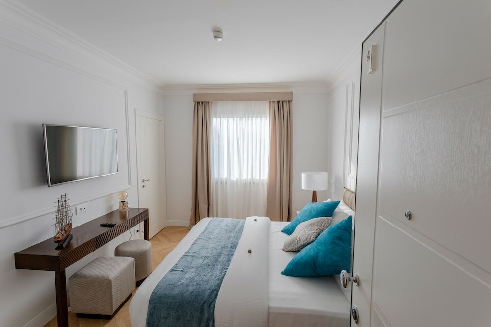 Фото Porto Romano The Marina Resort