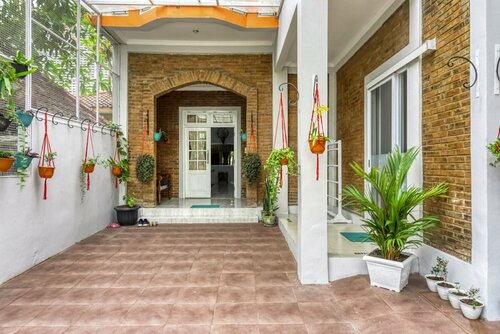 Гостиница RedDoorz near Sindu Kusuma Edupark 2