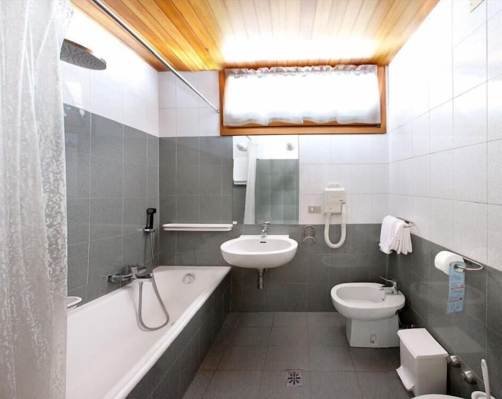 Фото Albergo Sorriso