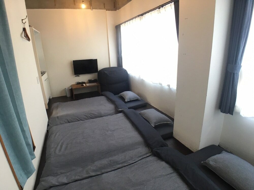 Фото Golden Mile Hostel