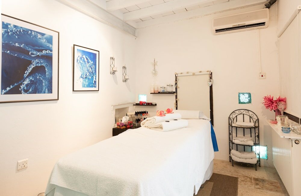 Фото Zoe Traditional Holiday Apartments B&b