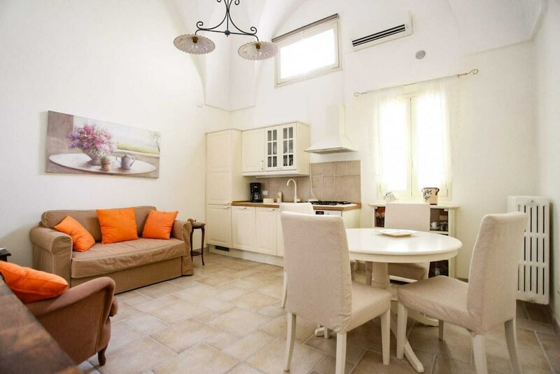 Palazzo Candido Suites & Apartment