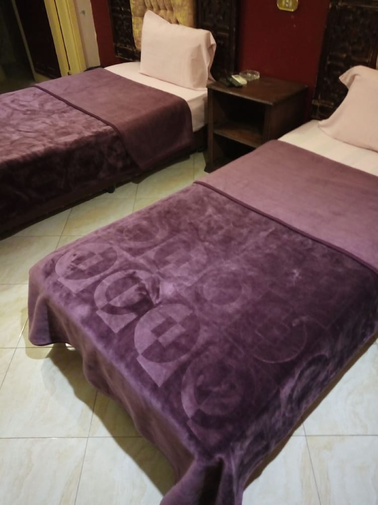 Фото Sydna All Hussain Hotel