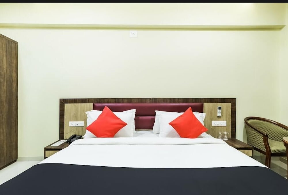 Фото Hotel Shiv Palace