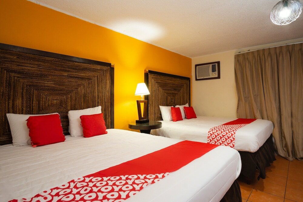 Фото Oyo Hotel Hacienda Don Luis, Rosarito