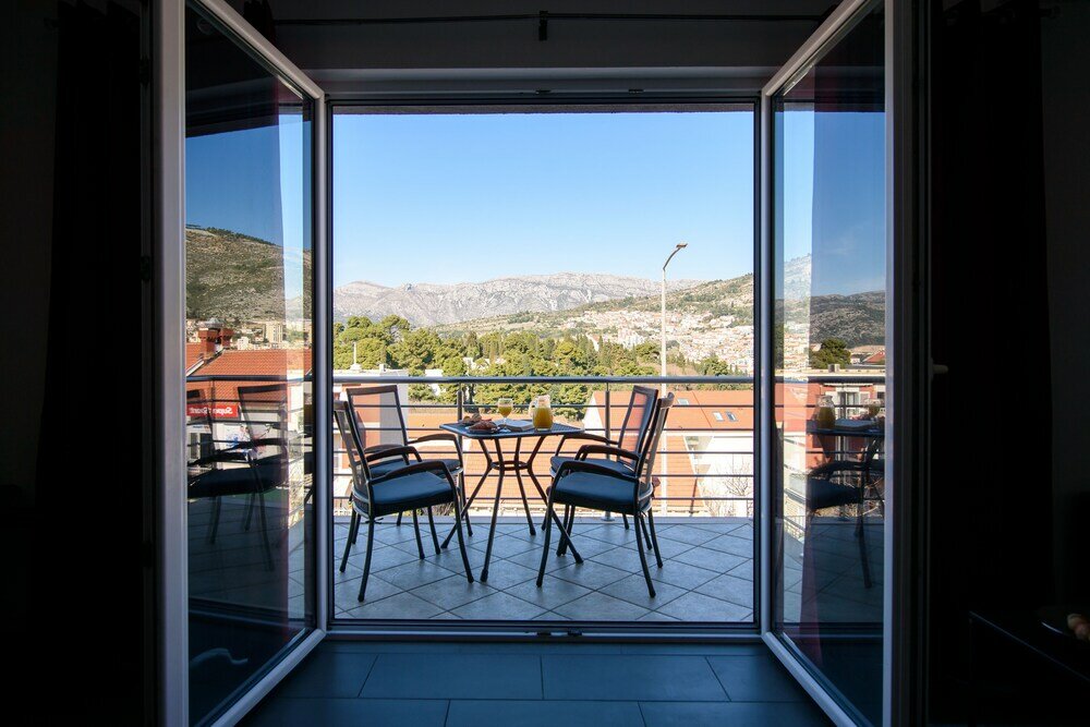 Фото California Apartments III