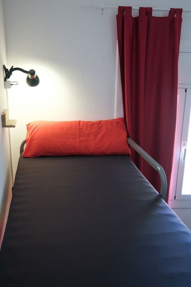 Фото Mana Mana Youth Hostel