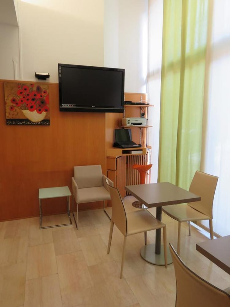 Фото Hotel Marta Forlì