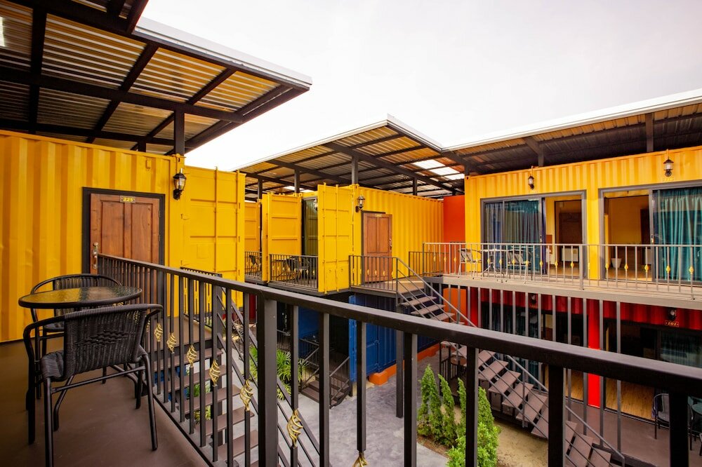 Фото Tuscany Land Resort Donmuang