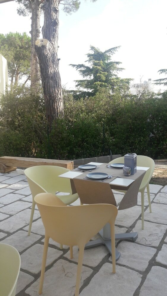 Фото H-sa Guest House