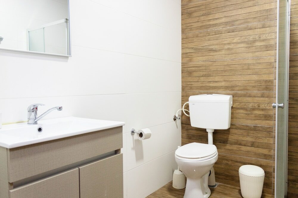 Фото Modern Downtown 3br by Ahlan Hospitality