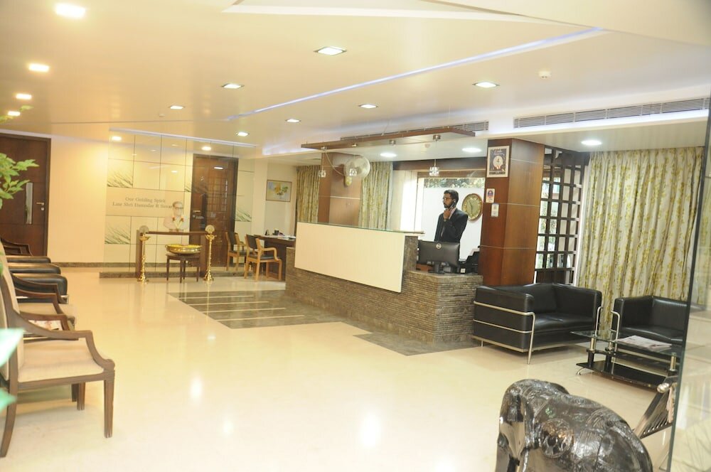 Фото Suvarna Regency