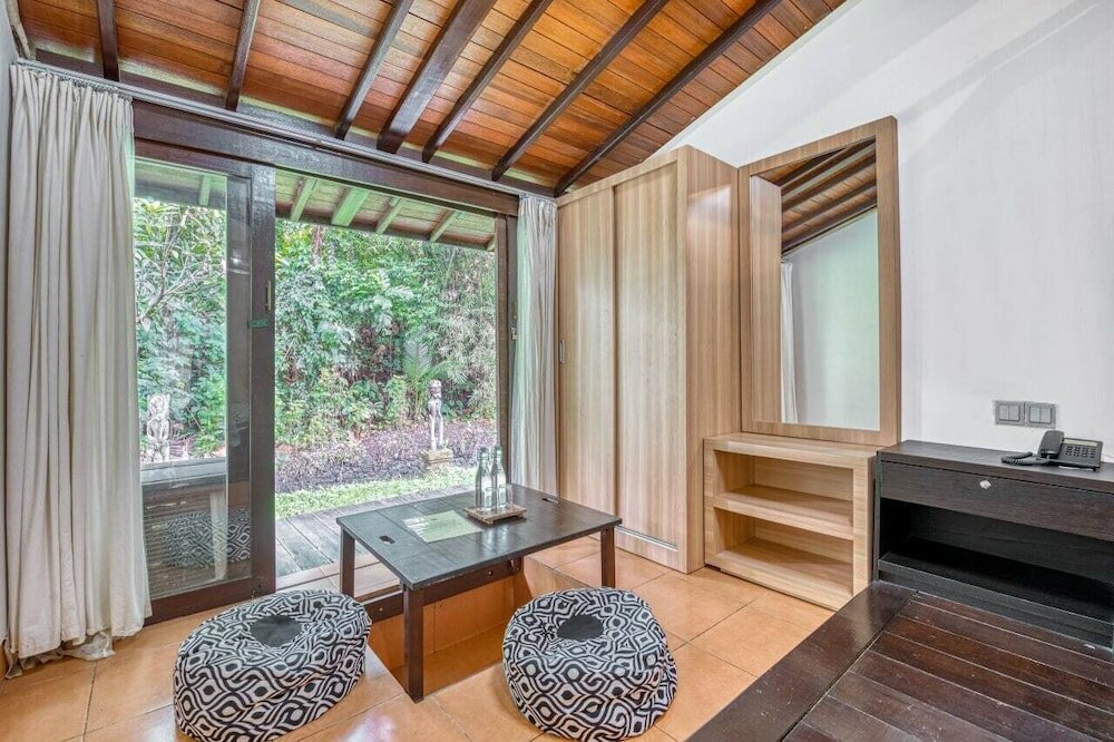 Фото Ubud Sari Health Resort