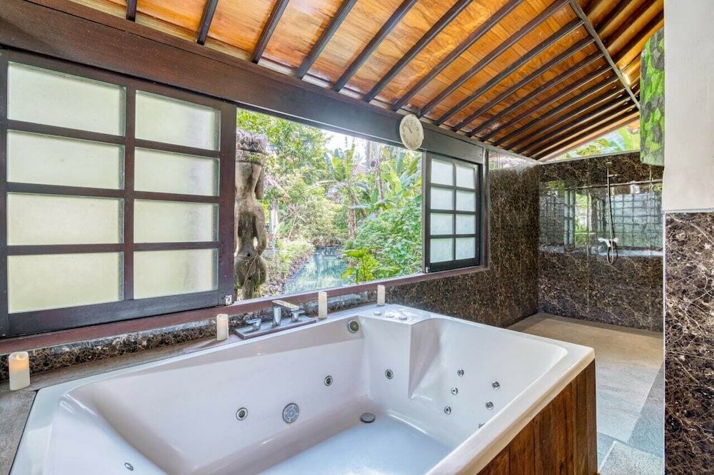 Фото Ubud Sari Health Resort