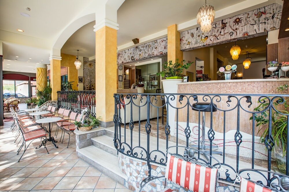 Фото Hotel Splendid