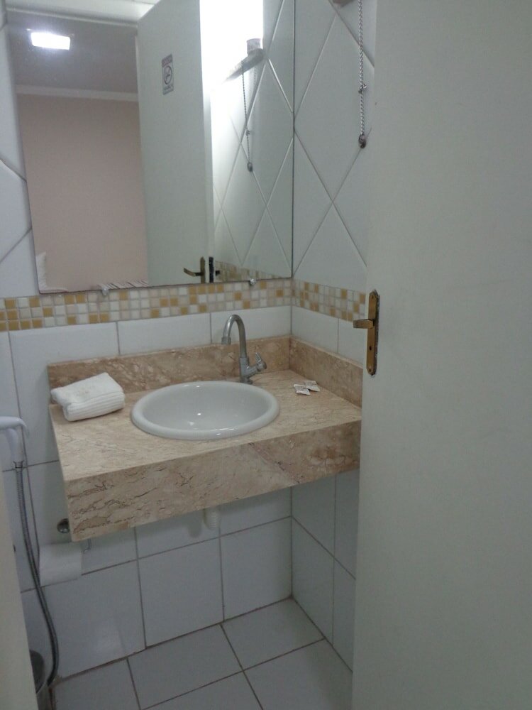 Фото Serra Plaza Hotel